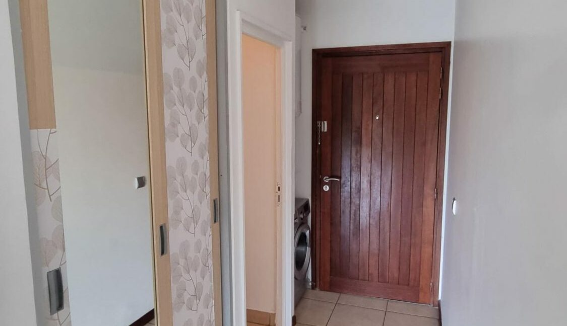 1761181216_LA1943_2_original